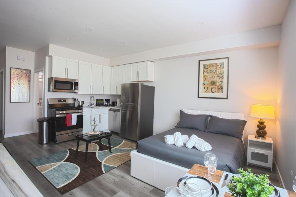 Lovely Studio W Full Kitchen In Heart Of San Diego Exterior photo