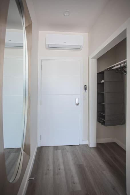 Lovely Studio W Full Kitchen In Heart Of San Diego Exterior photo