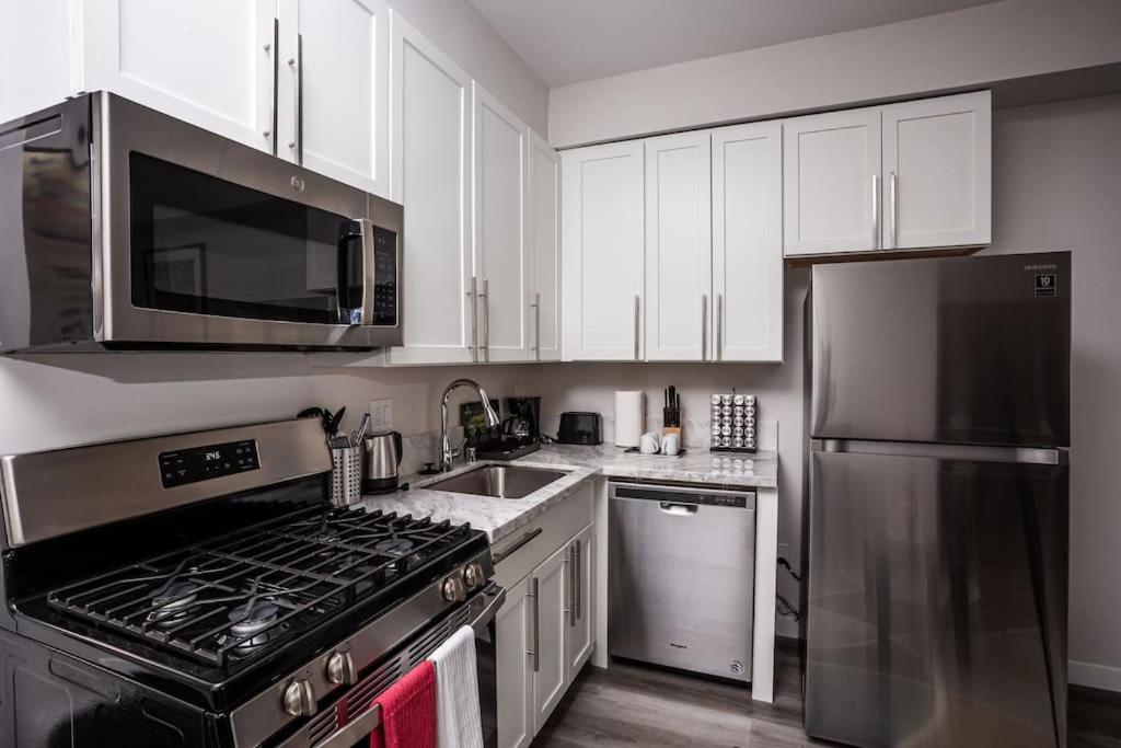 Lovely Studio W Full Kitchen In Heart Of San Diego Exterior photo